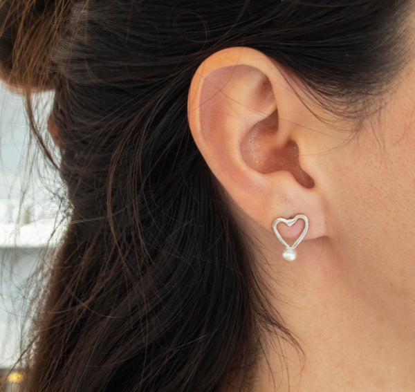 Simplicity  Hearts with Pearl Stud Earrings