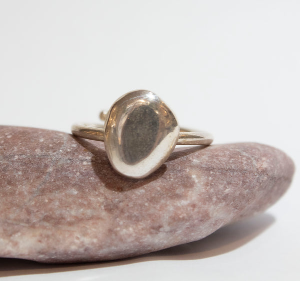 Pebble Oval Adjustable Ring