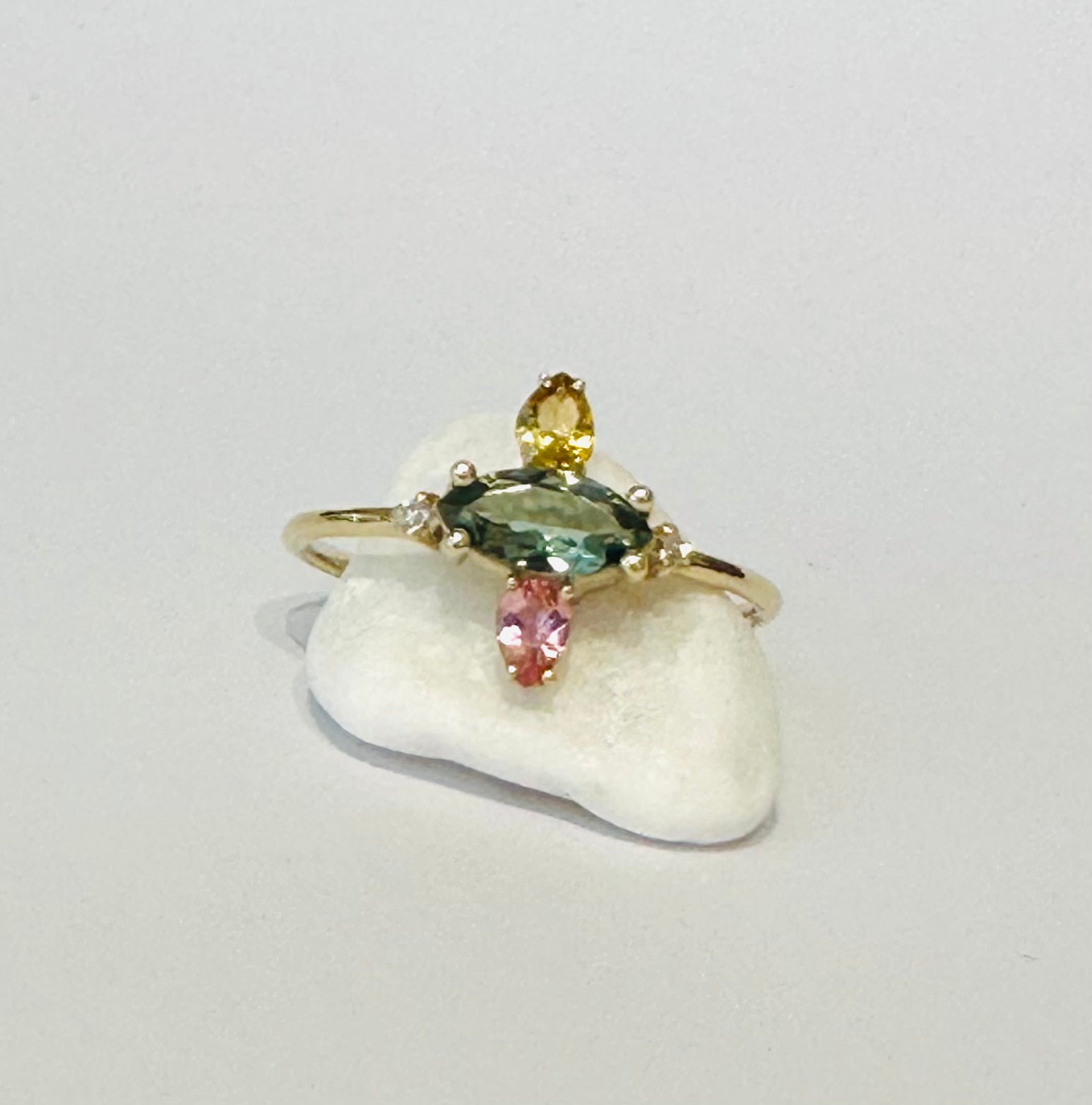 xriso daxtilidi me petres