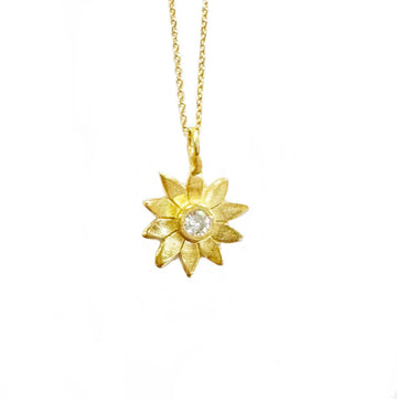 Essence Daisy Zircon Necklace