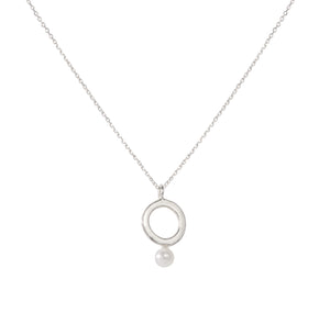 Simplicity Circle with Pearl Necklace