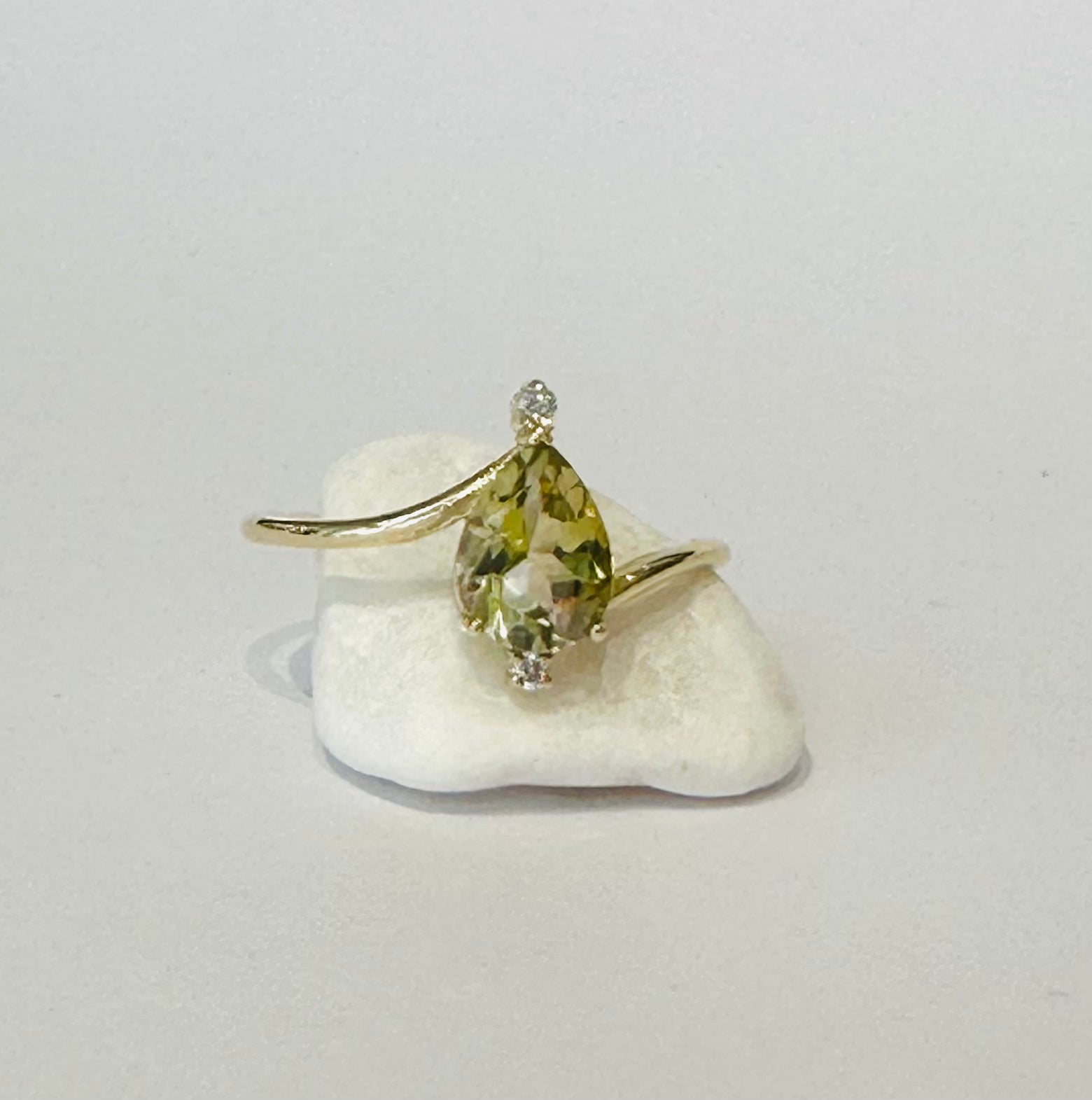 Pear  Green Tourmaline with Small Diamonds Ring 9 karats Gold