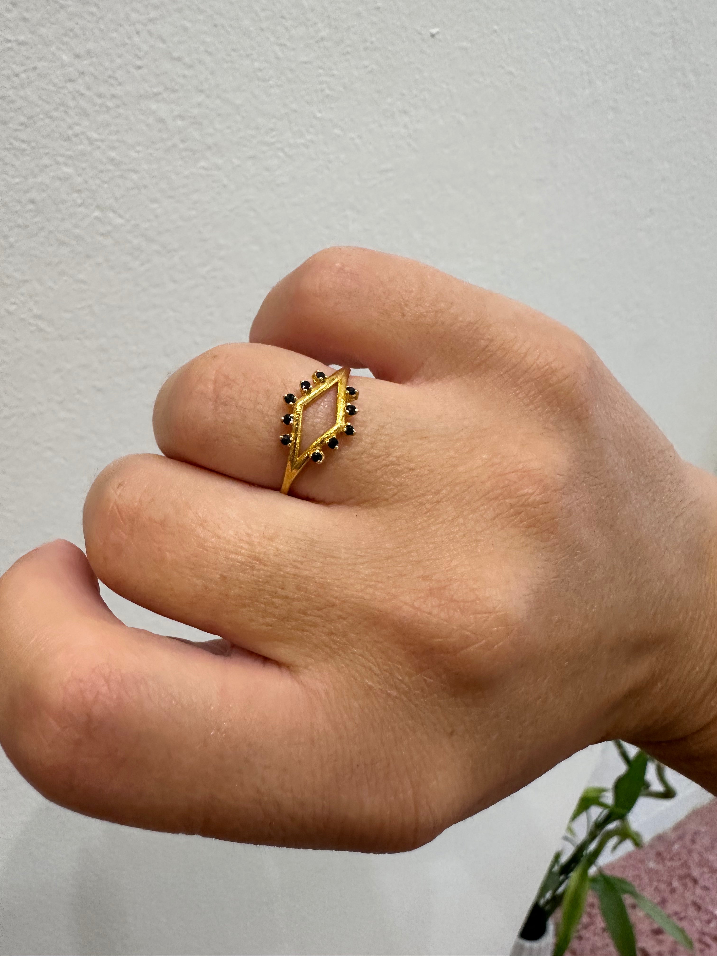 Crown Sparkling Geometry Ring