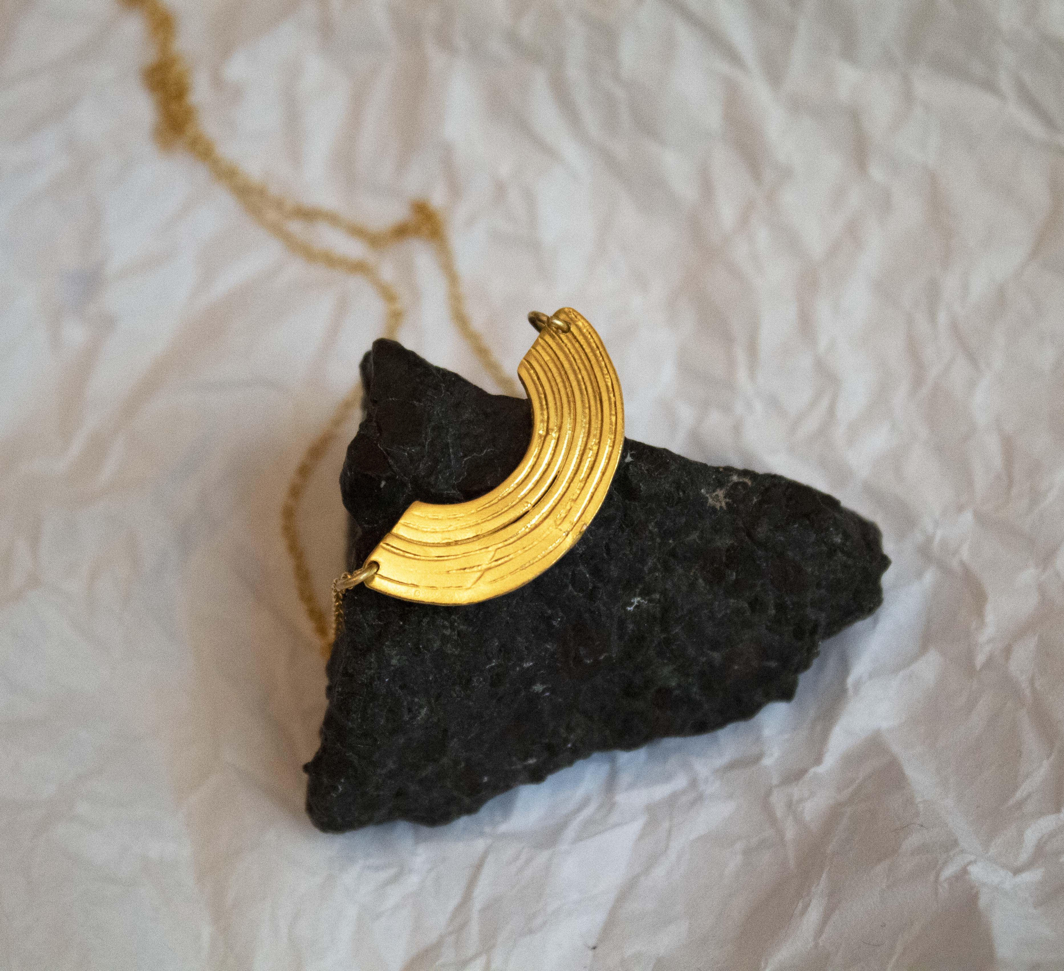 Retro Lotus Rainbow Semi-Ring Necklace