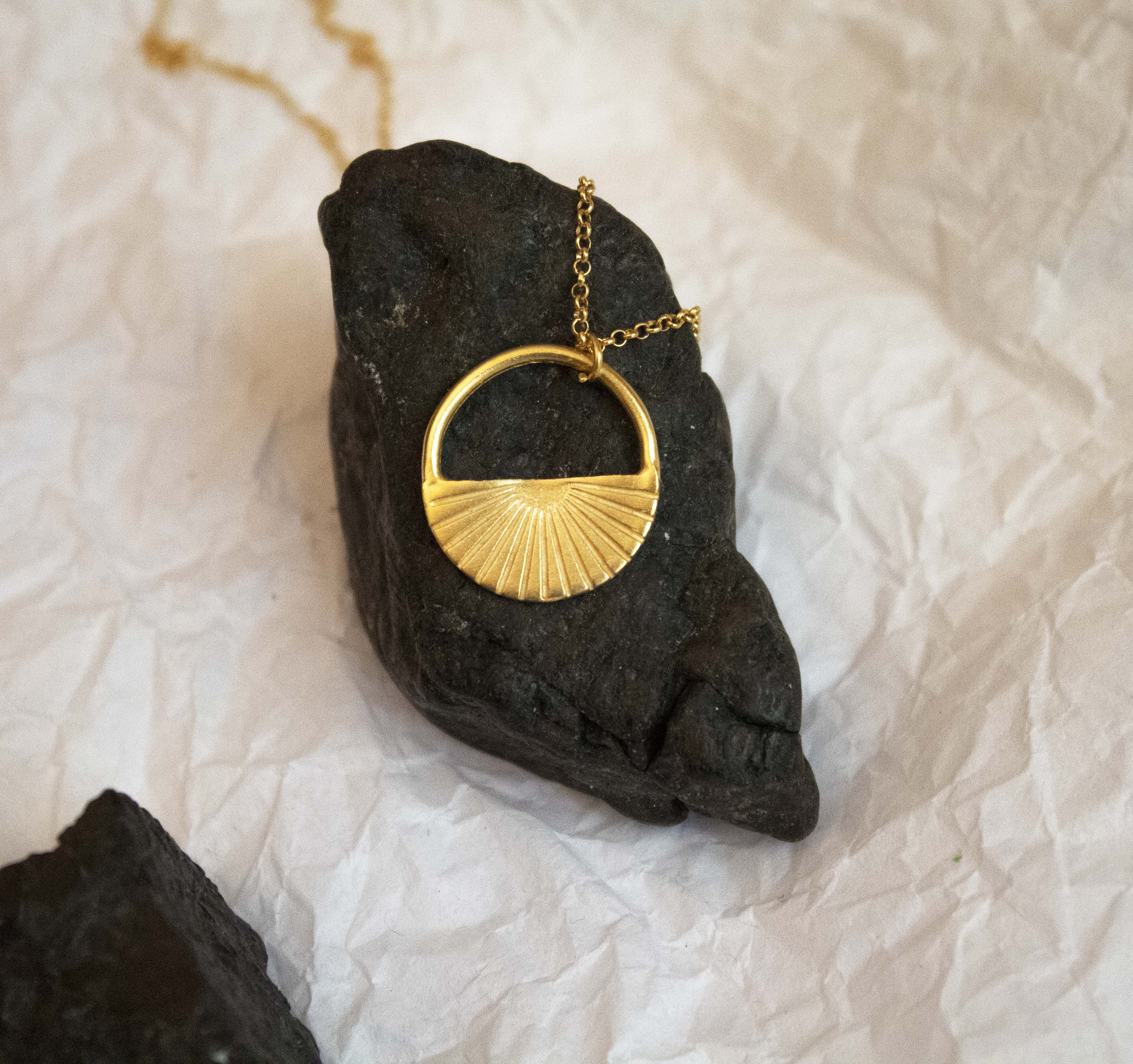 Retro Lotus Circle Engraved Necklace