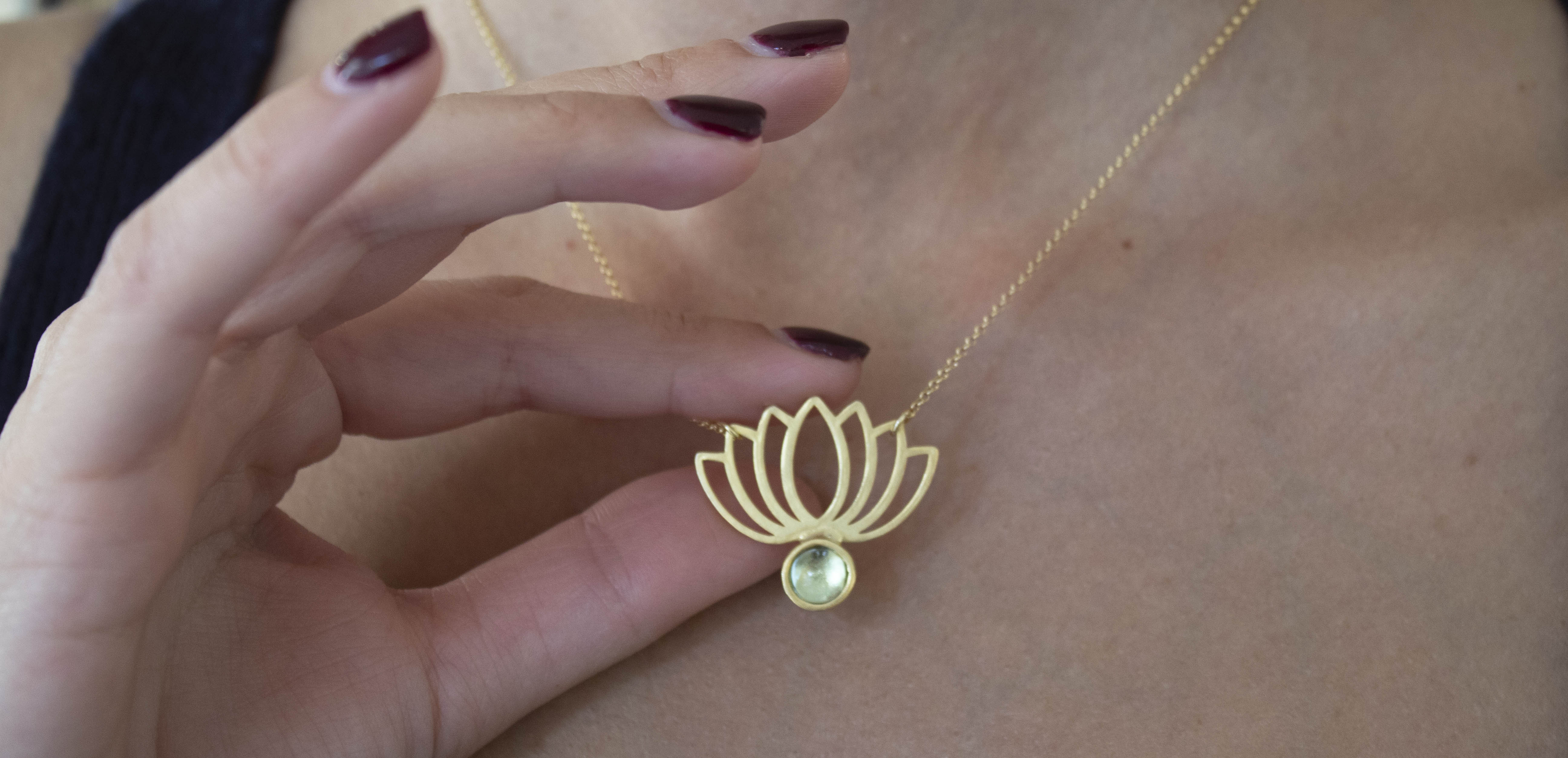 Lotus  Big Flower Topaz Gold-plated Necklace