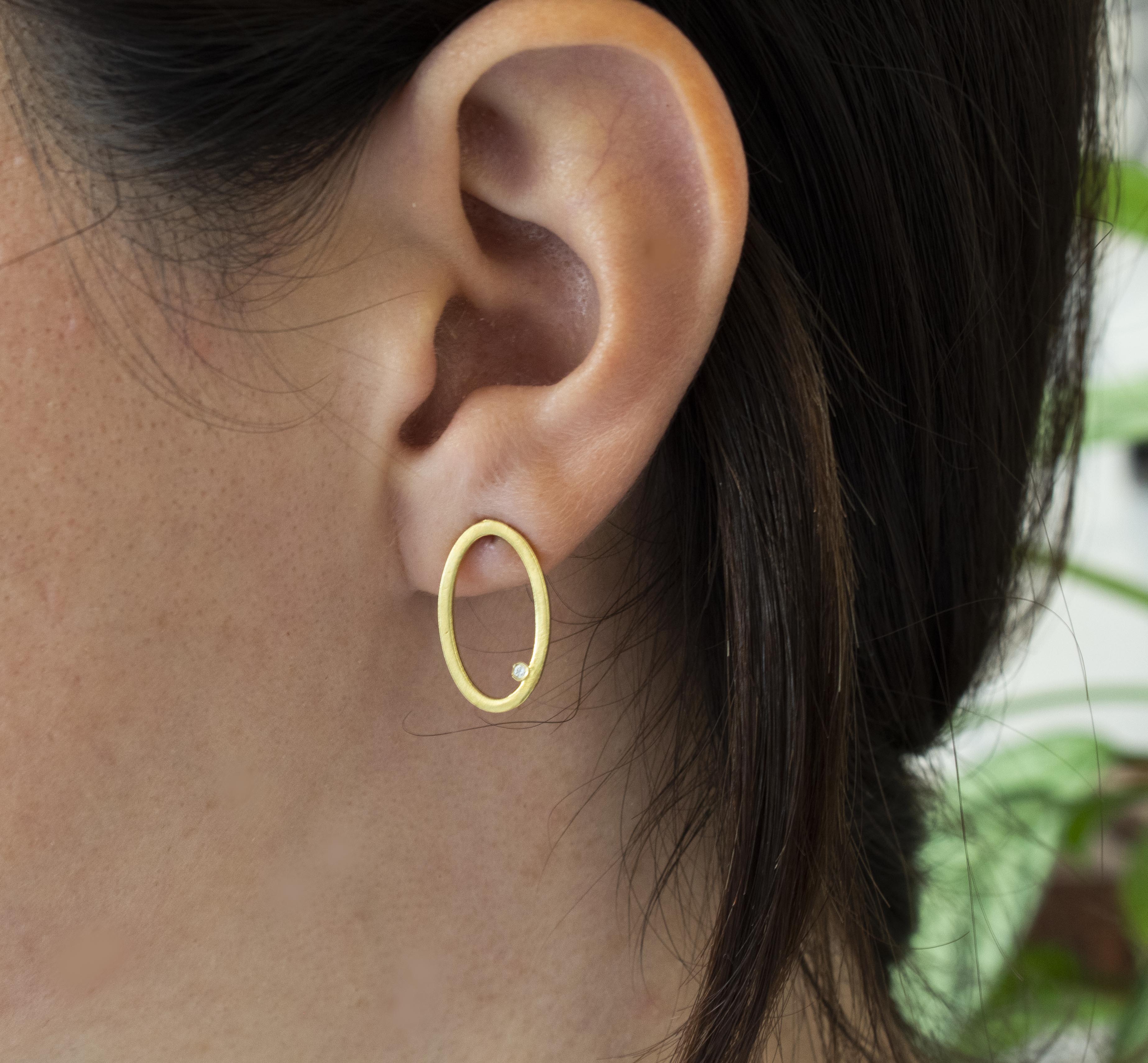 Simplicity Oval Zircon Stud Earrings