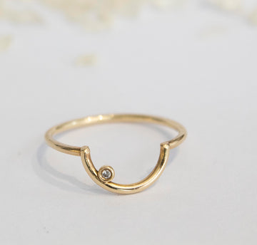 Smile Diamond Ring 9 karats Gold