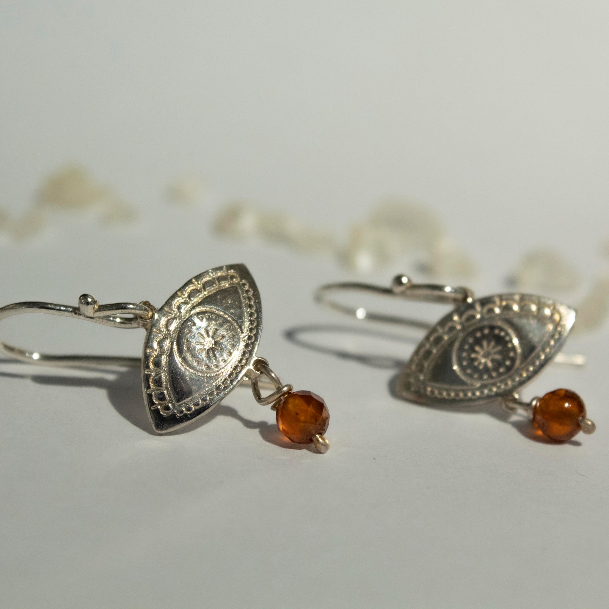 Fylaxto Evil Eye Silver Bangle Earrings with Carneol Stone