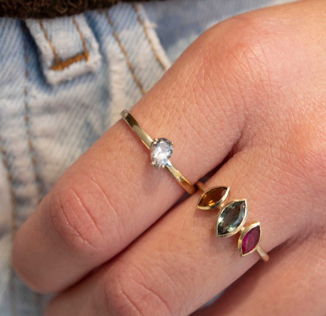 Triple Marquise Ring 9 karats Gold