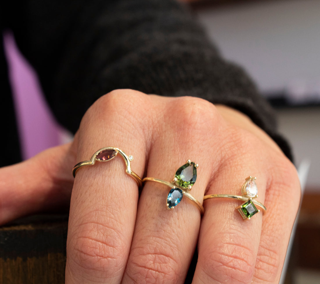 Smile Tourmaline and Diamond Ring 9 karats Gold