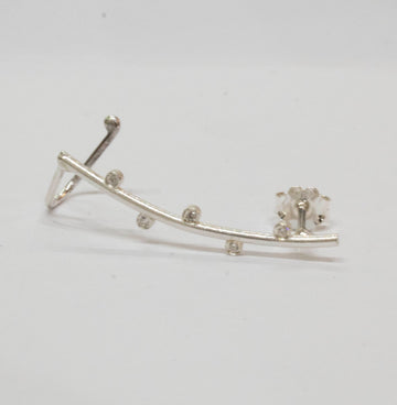 Earcuff Dots in Line