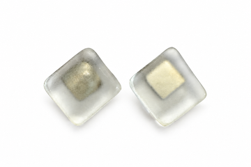 Fuso Transparent Studs