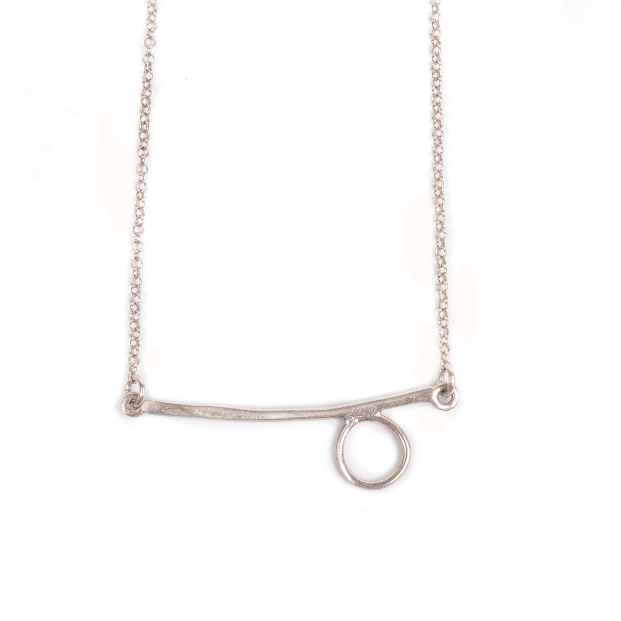 minimal geometriko asimenio kolie me kiklo