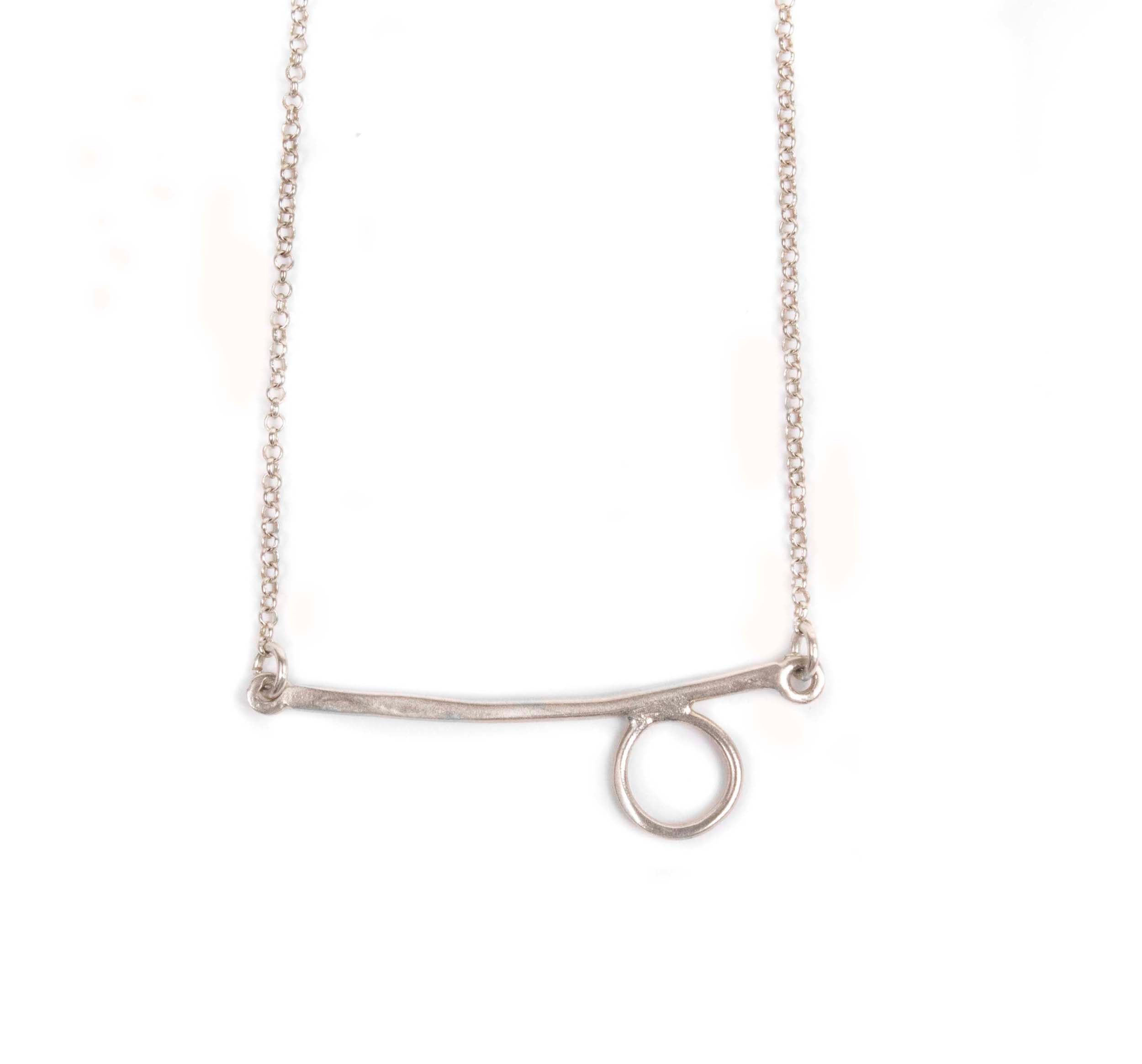 minimal geometriko asimenio kolie me kiklo