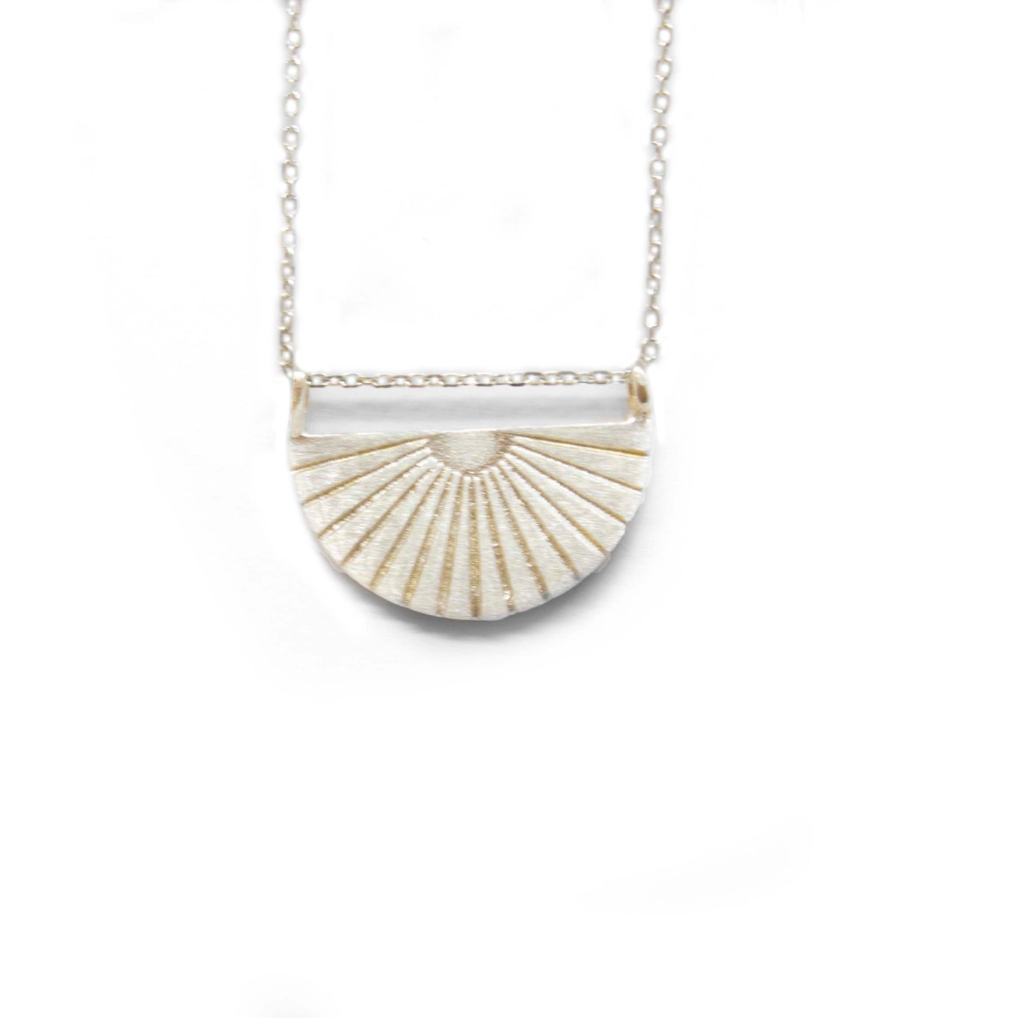 asimenio imikikliko geomteriko kolie