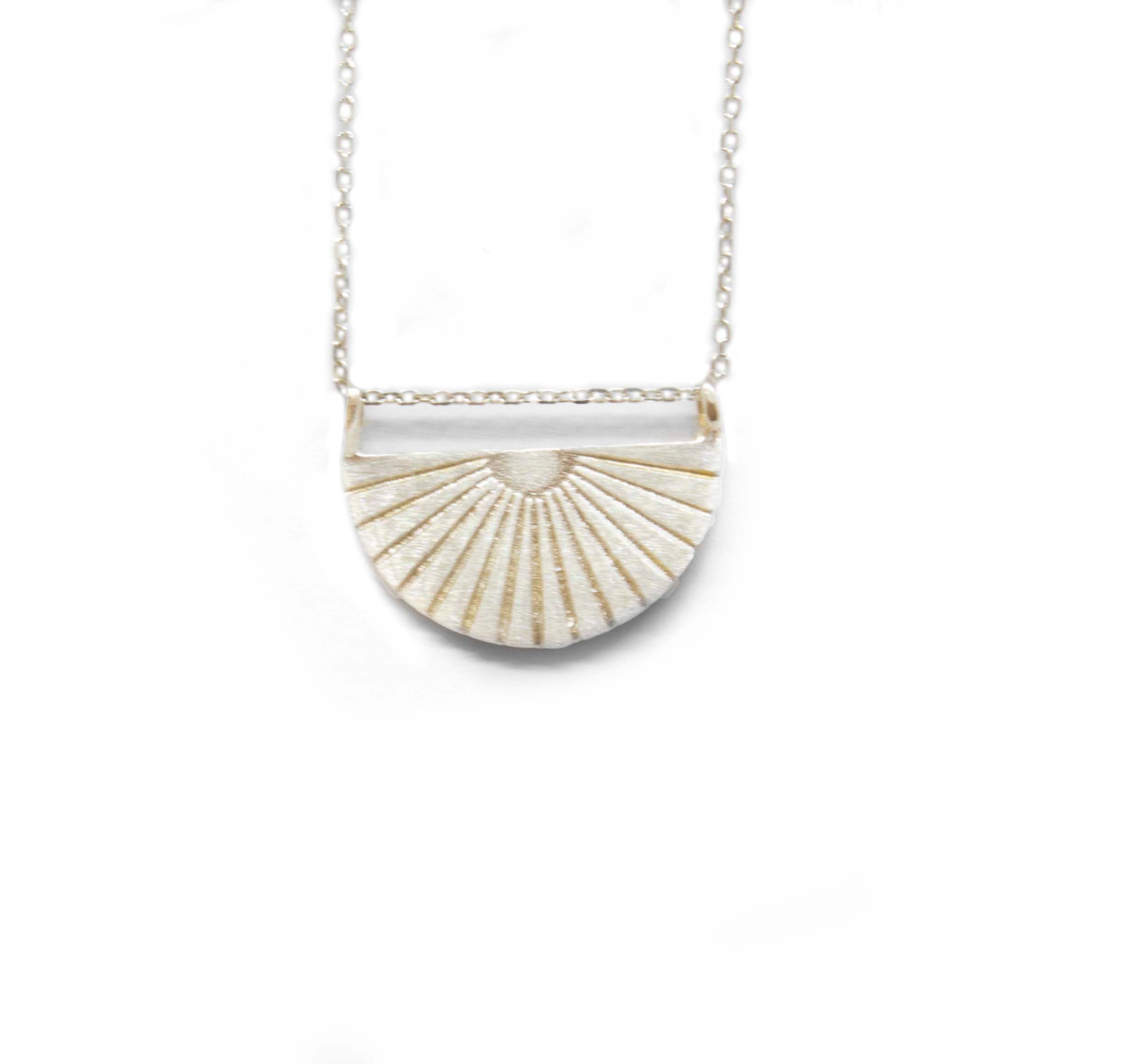 asimenio imikikliko geomteriko kolie