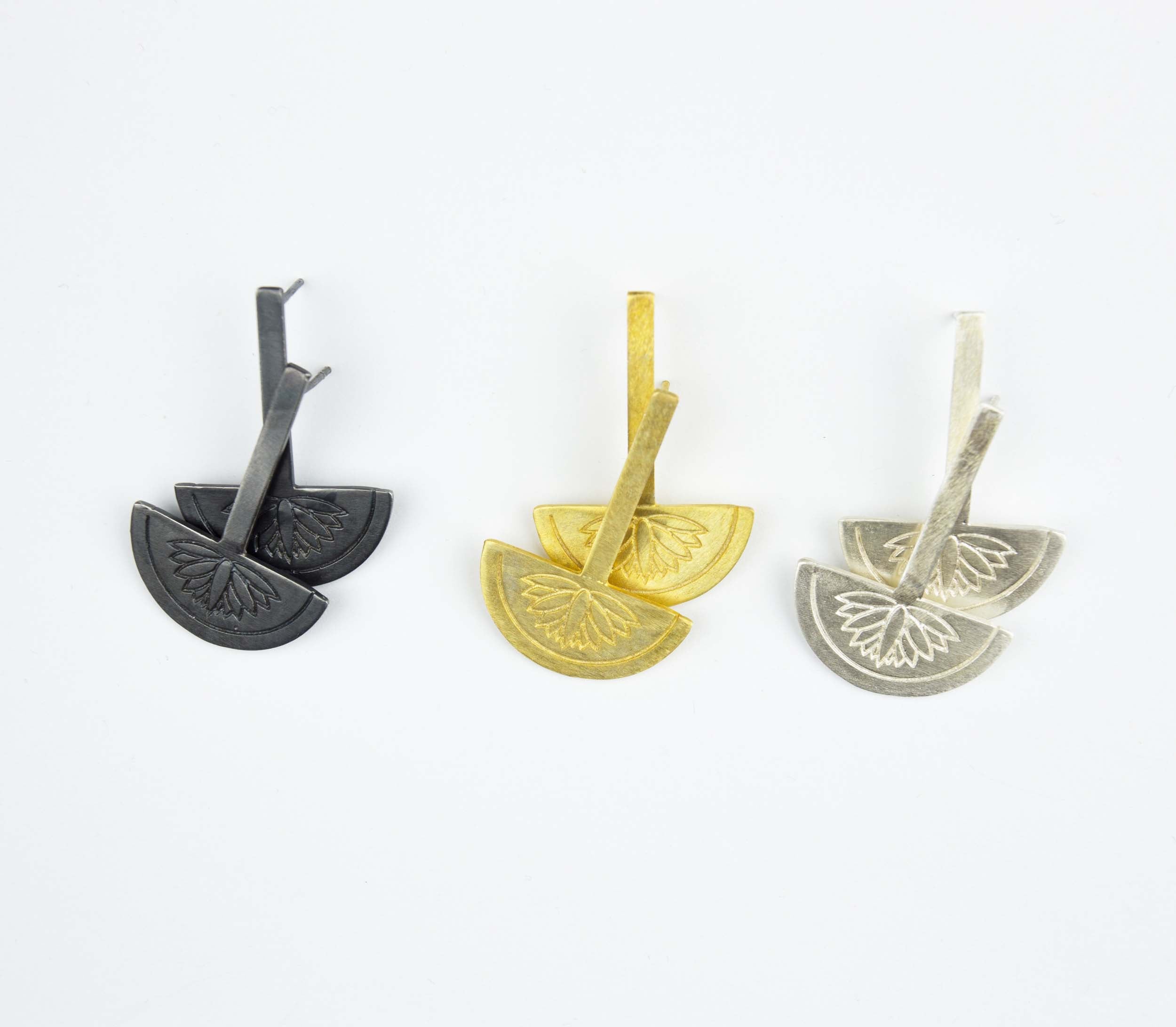 Retro Lotus T-Shaped Semi-circle Earrings