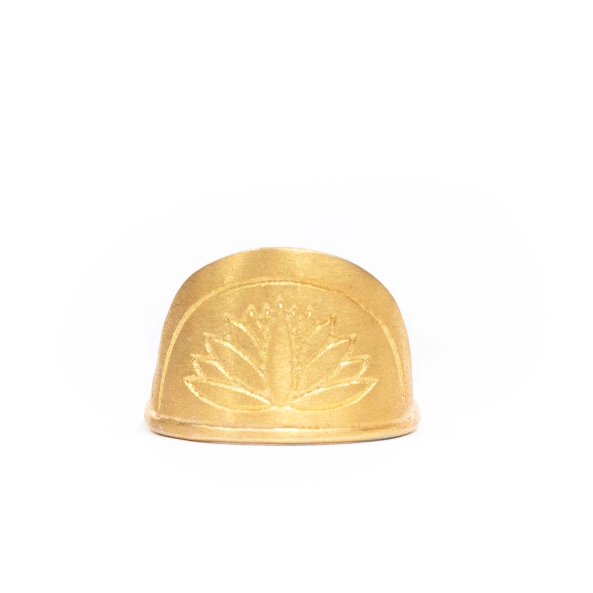  epixrisomeno asimenio imikikliko daxtilidi me loto