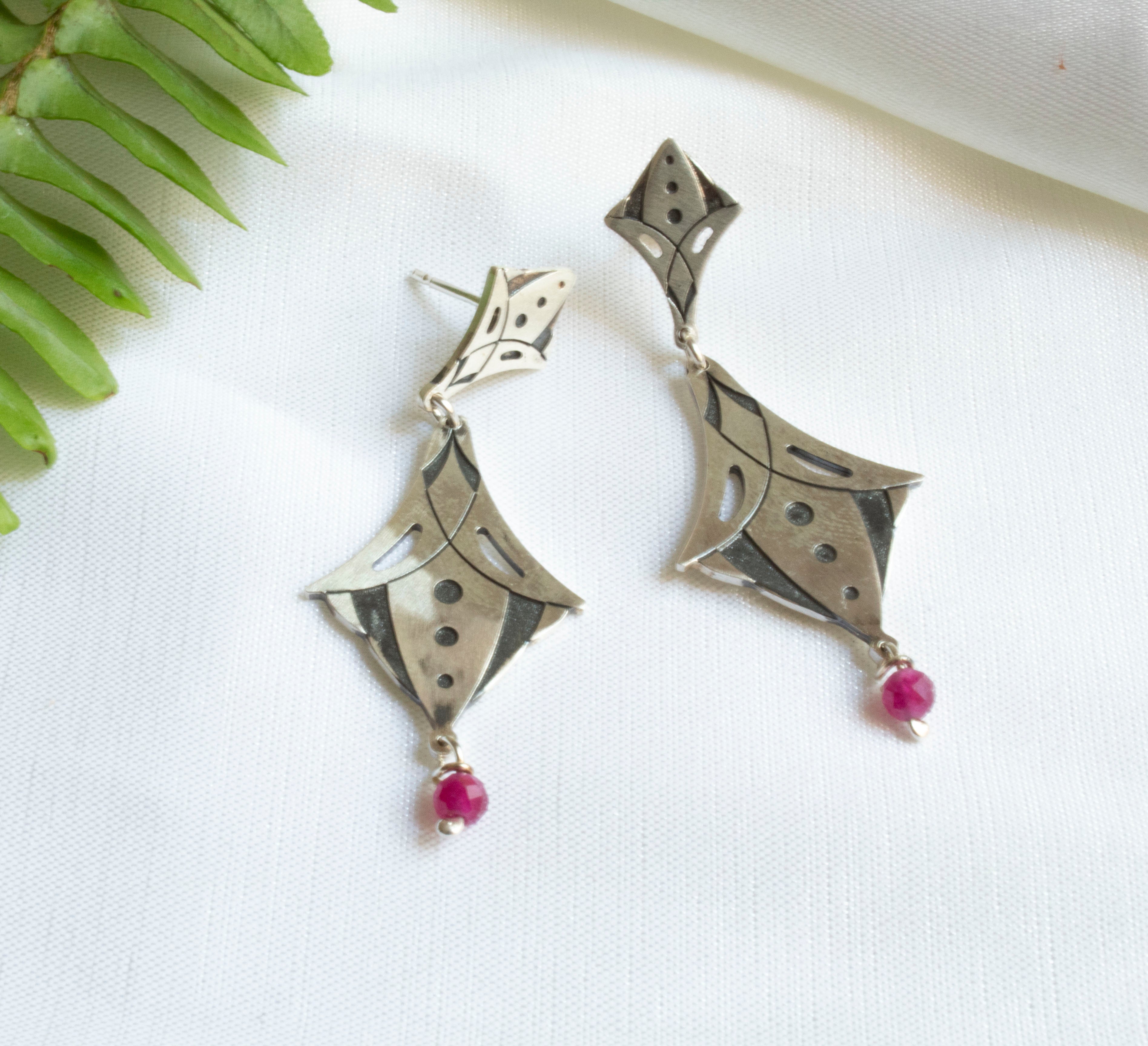 Flowers Big  Lilliums With Ruby Bead Earrings